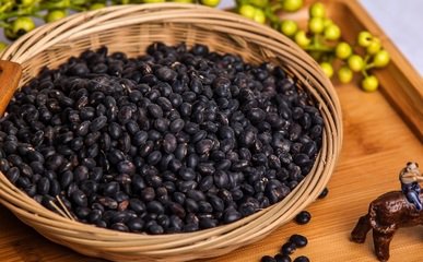 黑豆有补肾的功效吗?常吃黑豆有哪些好处?